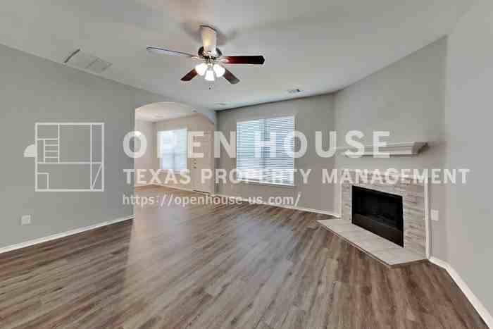 11616 Bobcat Dr - Photo 4 of 25