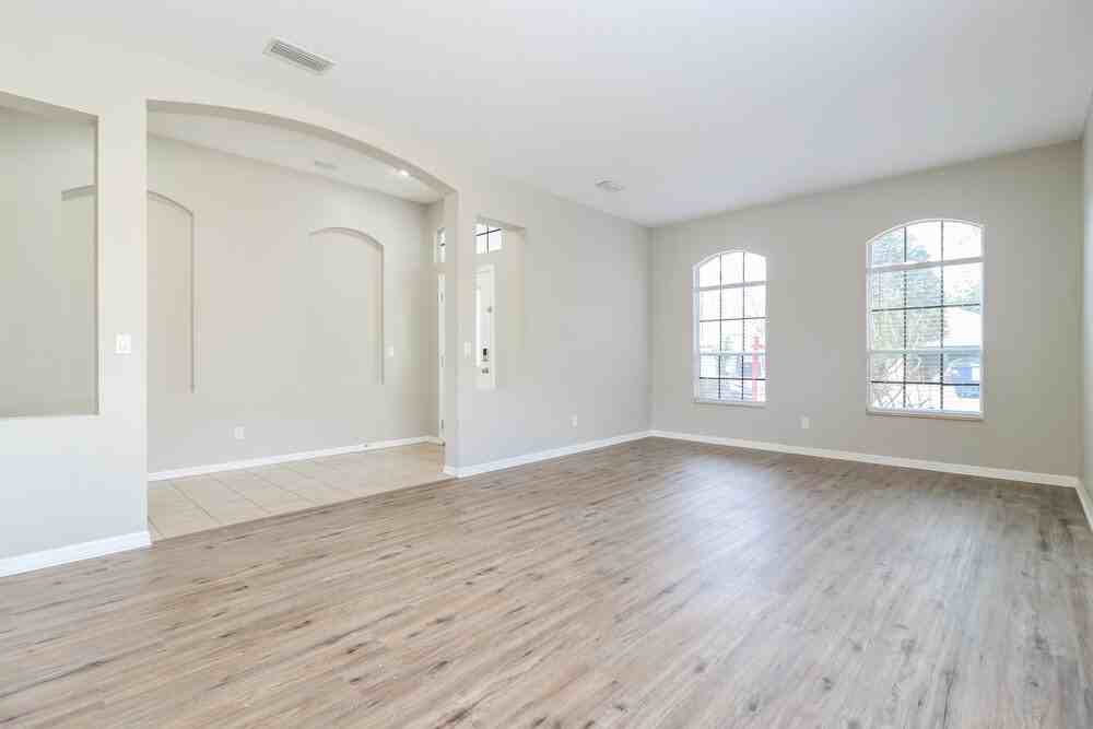 409 Delwood Breck St - Photo 7 of 16
