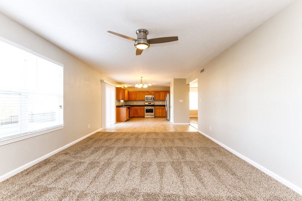 1051 Pine Ridge Way - Photo 5 of 16