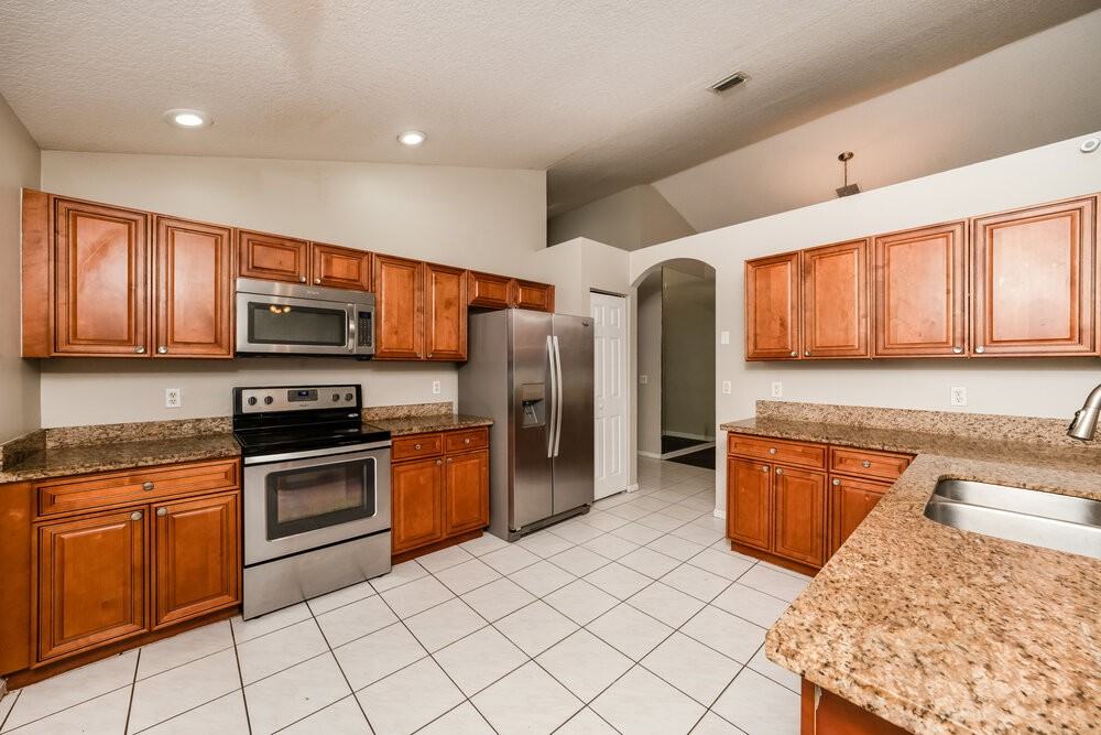23410 Serene Meadow Dr S - Photo 7 of 16