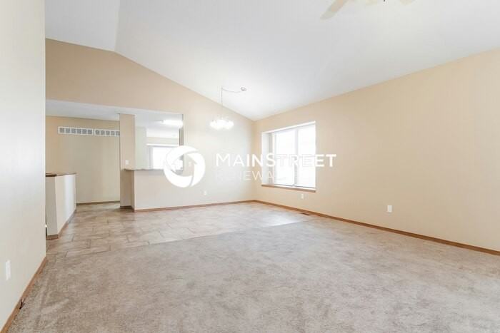 2814 Plum Leaf Cir - Photo 2 of 15