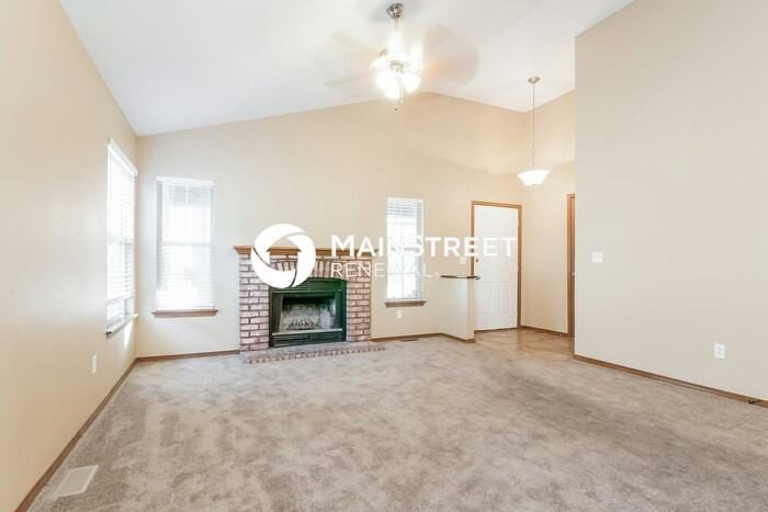 2814 Plum Leaf Cir - Photo 4 of 15
