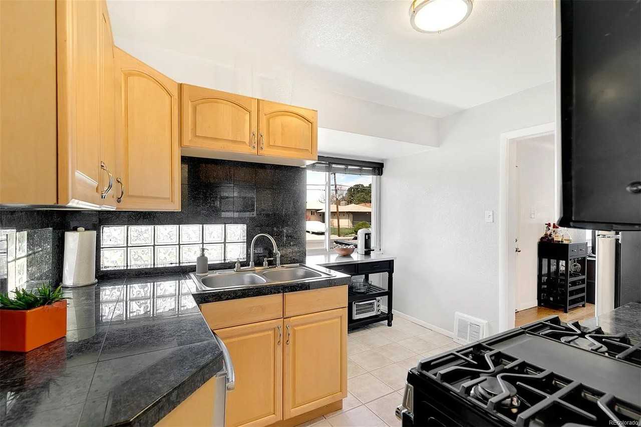 3564 Magnolia St #1 - Photo 5 of 50