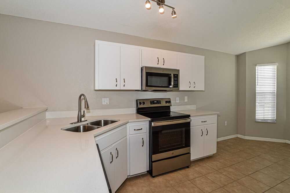 3740 Imperial Dr - Photo 6 of 16