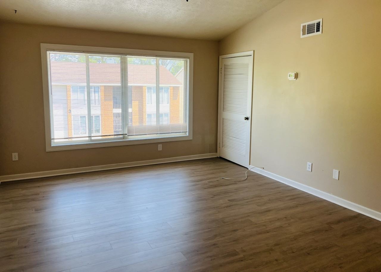 36 Pacific Dr #1 - Photo 4 of 16