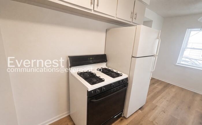 3012 Hamilton Ave - Photo 7 of 50