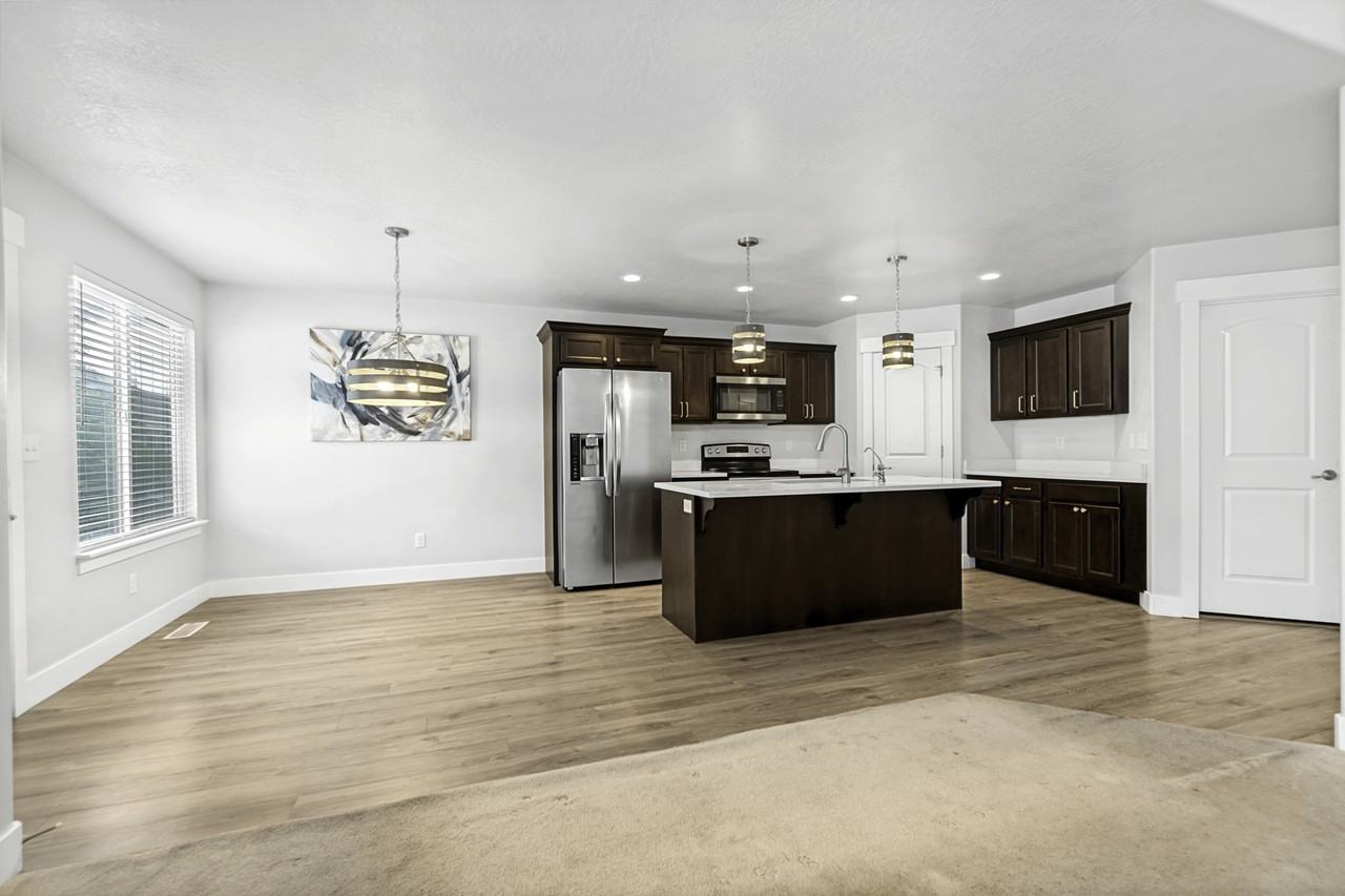4864 W Spire Way #1 - Photo 3 of 19