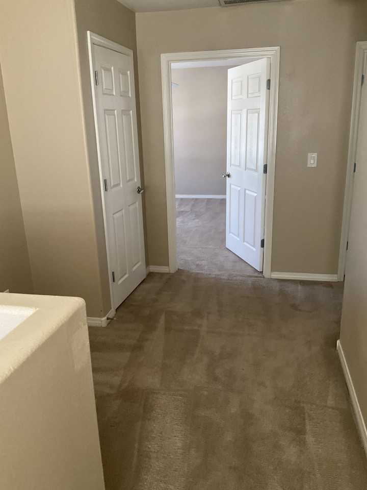 7308 Laburnum St #1 - Photo 6 of 20
