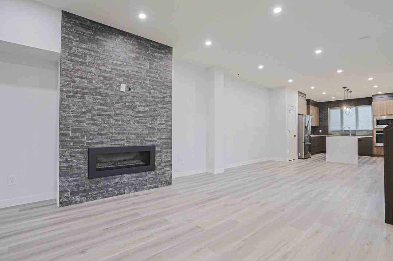10628 81 Ave Nw - Photo 7 of 22