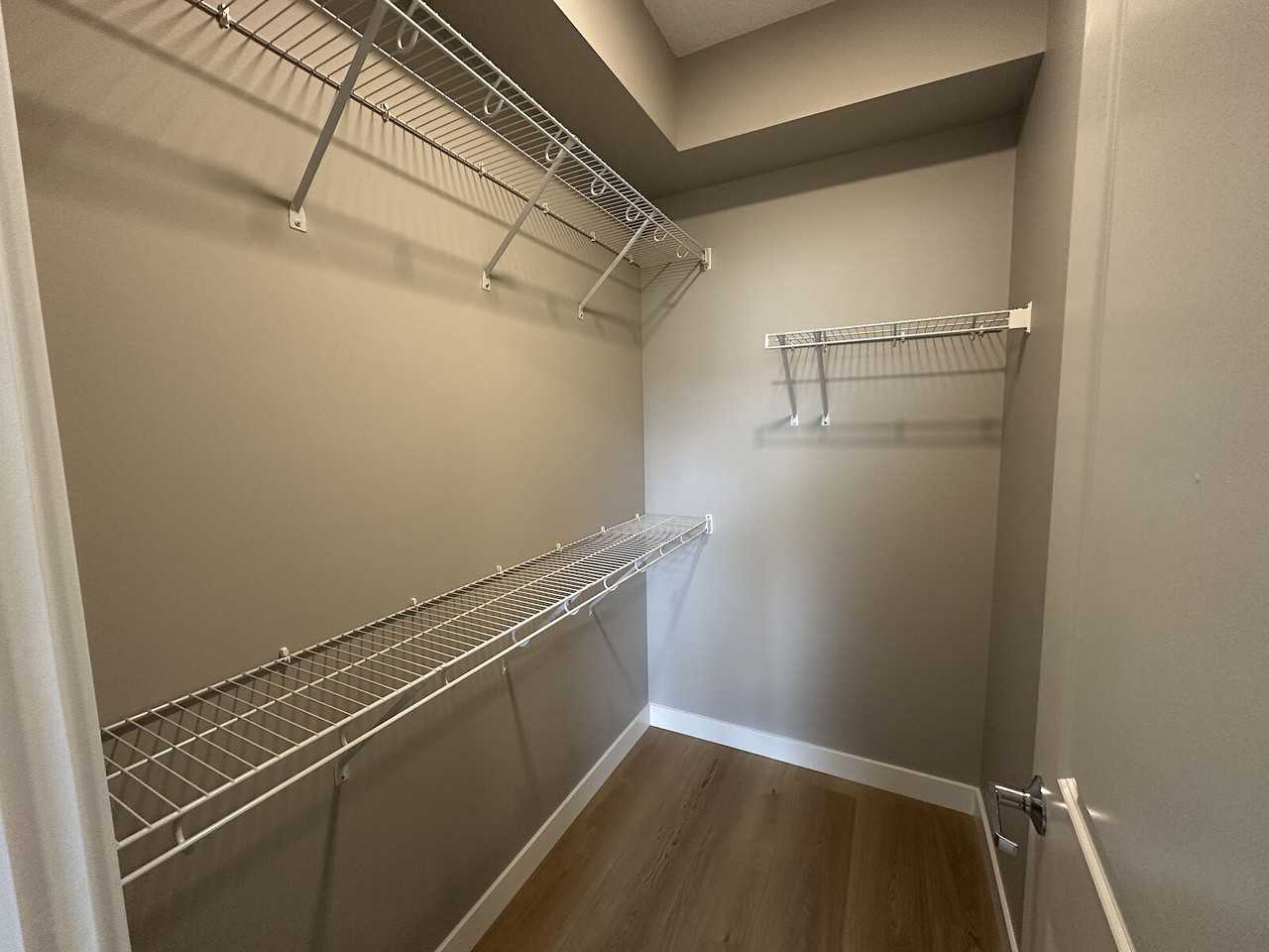 8300 140 Ave Nw - Photo 6 of 11