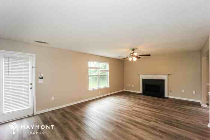 3034 Summer Breeze Dr - Photo 5 of 13