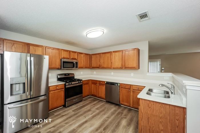3034 Summer Breeze Dr - Photo 6 of 13