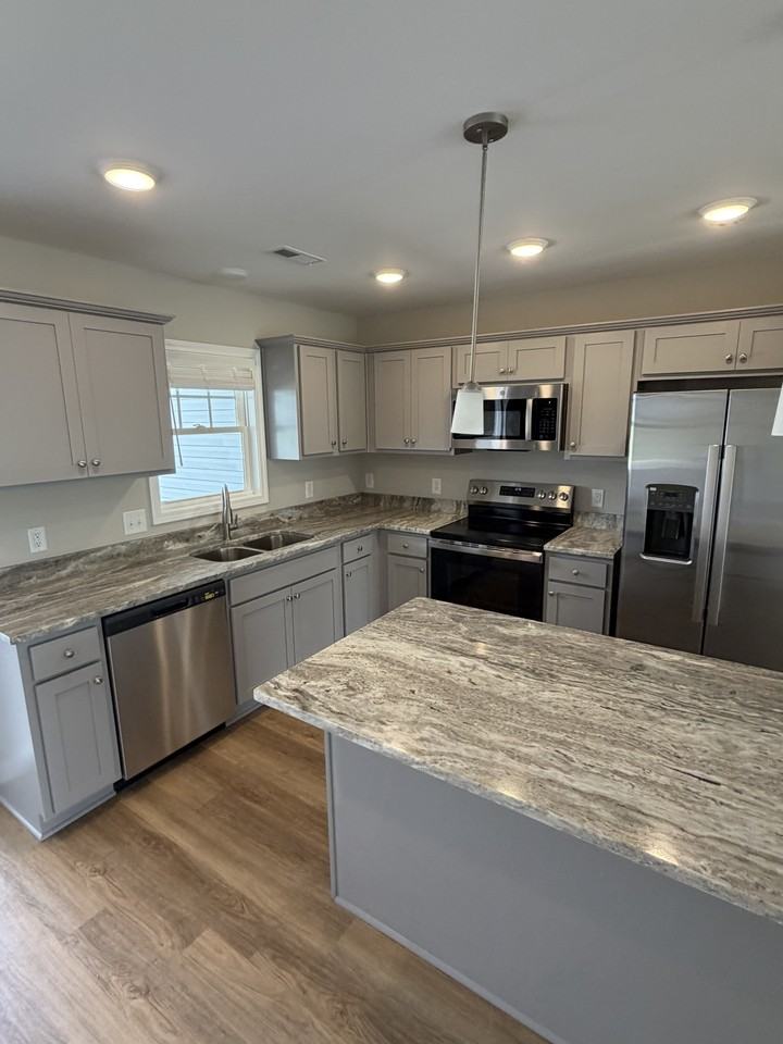 831 Middleton Rd #1 - Photo 4 of 12