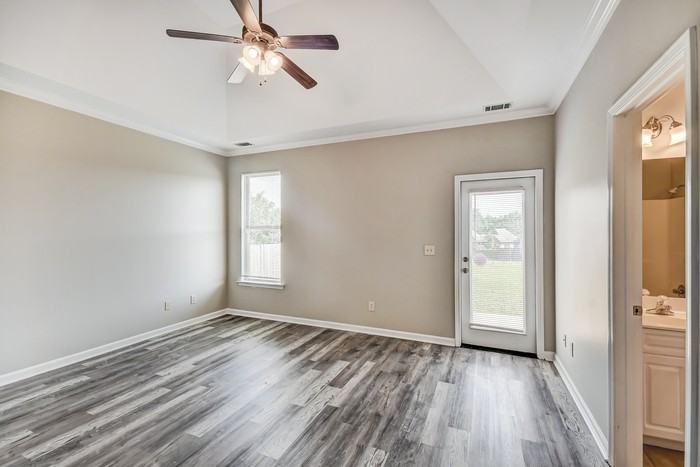 1218 Savannah Ln - Photo 7 of 12