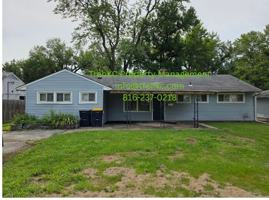 featured image of 7611 E 110th St