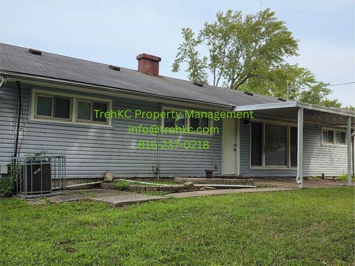 7611 E 110th St - Photo 2 of 16