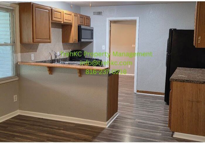 7611 E 110th St - Photo 3 of 16