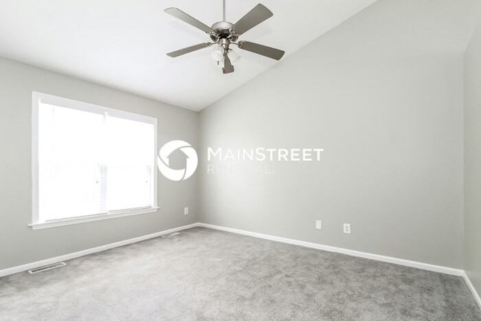 134 Mallard View Ct - Photo 4 of 17