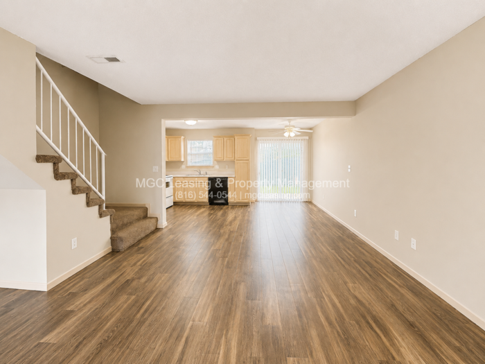 1510 Garden Ter - Photo 5 of 20