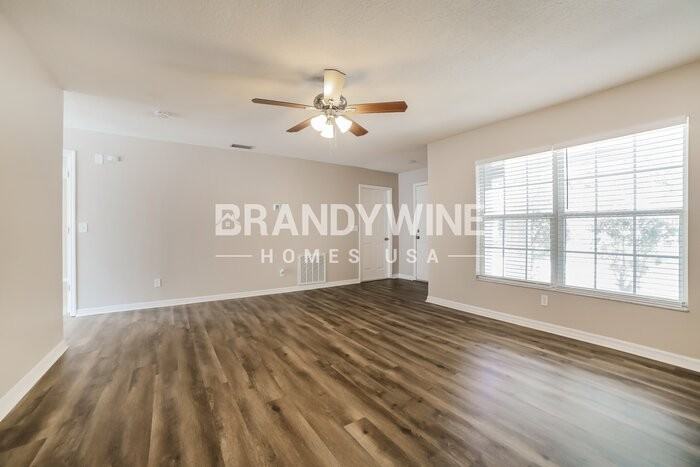 11105 Robin Lake Ct - Photo 5 of 22