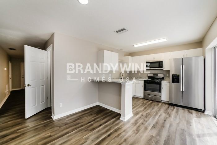 11105 Robin Lake Ct - Photo 7 of 22