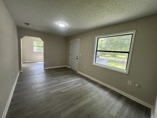 7447 Oriole St - Photo 2 of 12