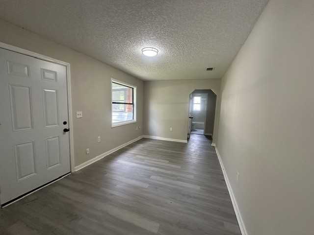 7447 Oriole St - Photo 3 of 12