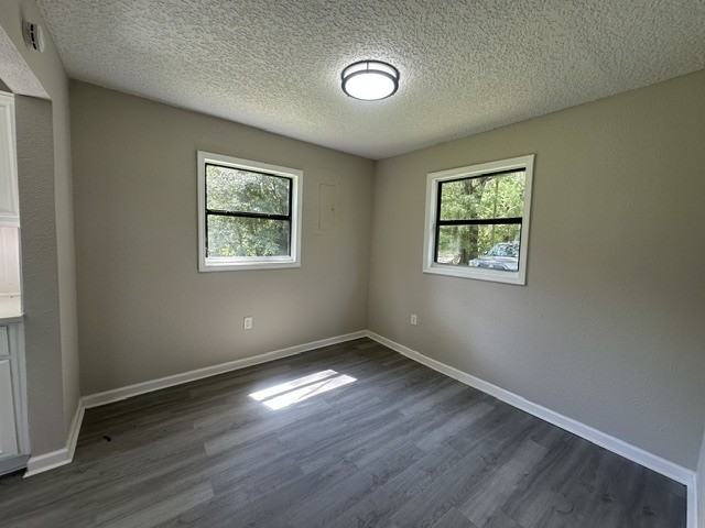 7447 Oriole St - Photo 6 of 12