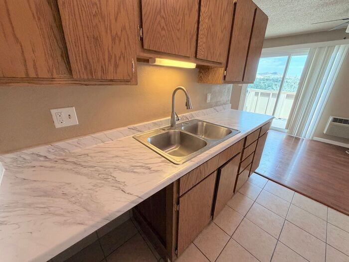 3951 Clear Acre Ln - Photo 6 of 43