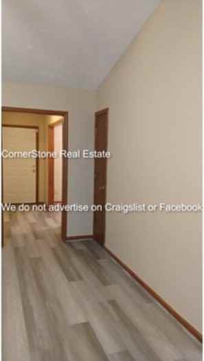 102 Duck Pl - Photo 7 of 17