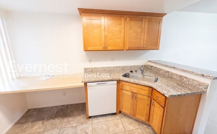 150 Saratoga Ave #308 - Photo 5 of 25