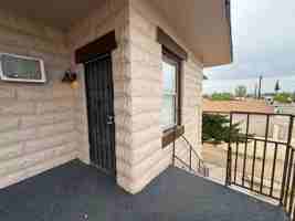 featured image of 860 E 13th St #4