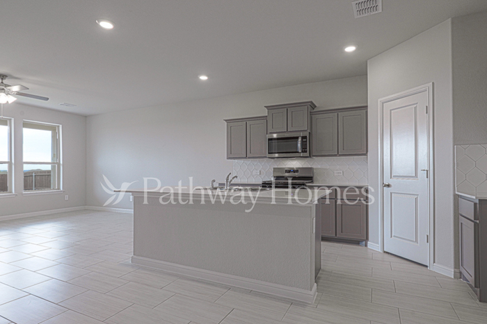 9736 Mcclane Farm Dr - Photo 3 of 4