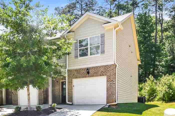 3253 Pennington Dr - Photo 4 of 17