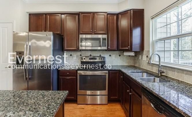 11612 Vicars Ridge Ln - Photo 7 of 19