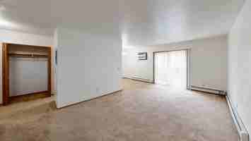 featured image of 2738 Gateway Ave #11