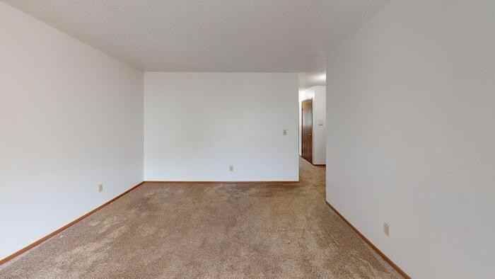 2738 Gateway Ave #11 - Photo 5 of 9