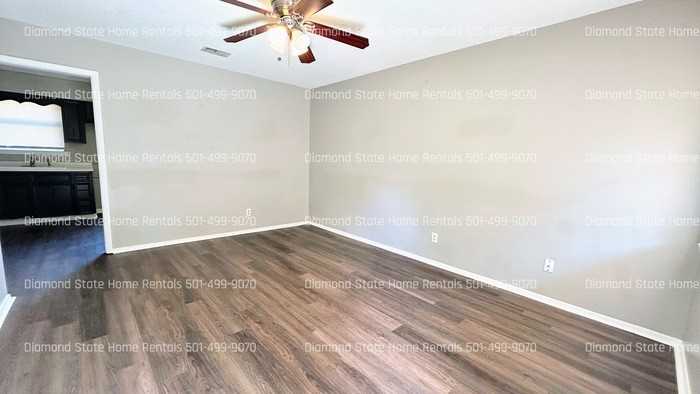 505 Lehman Dr - Photo 2 of 15