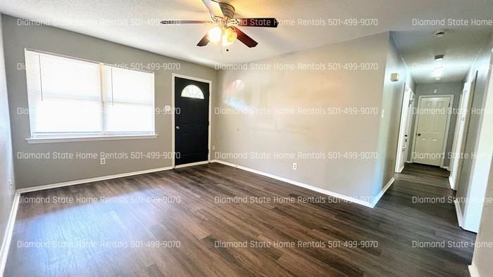 505 Lehman Dr - Photo 3 of 15