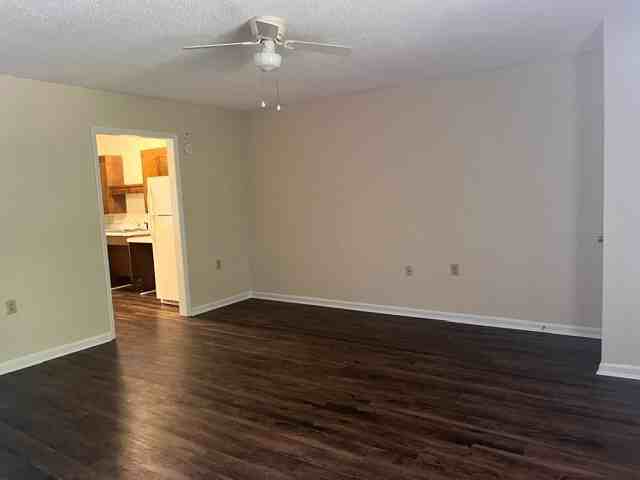 2760 Union Rd - Photo 3 of 7