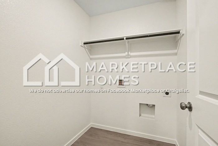 10749 Revolver Ln - Photo 4 of 28