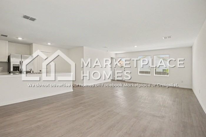 10749 Revolver Ln - Photo 6 of 28