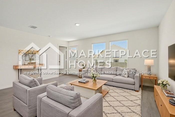 10749 Revolver Ln - Photo 7 of 28