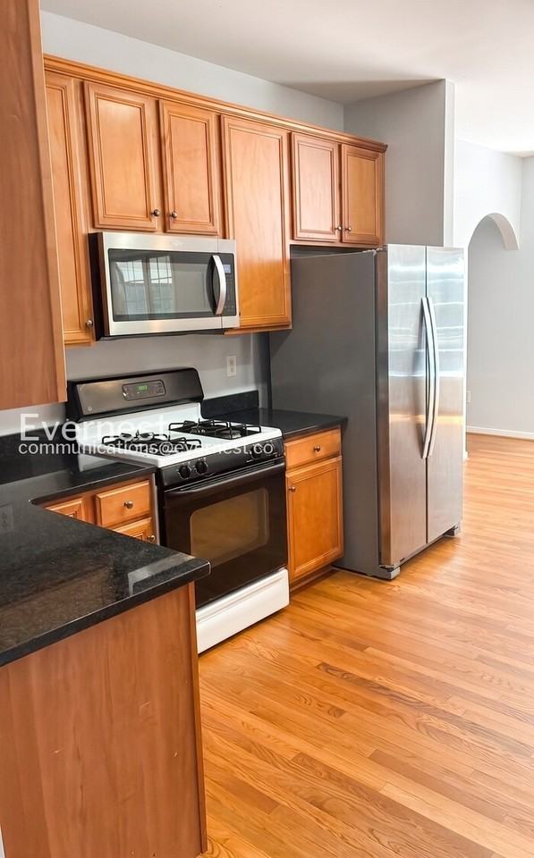 13901 Riverdowns North Ct - Photo 2 of 35