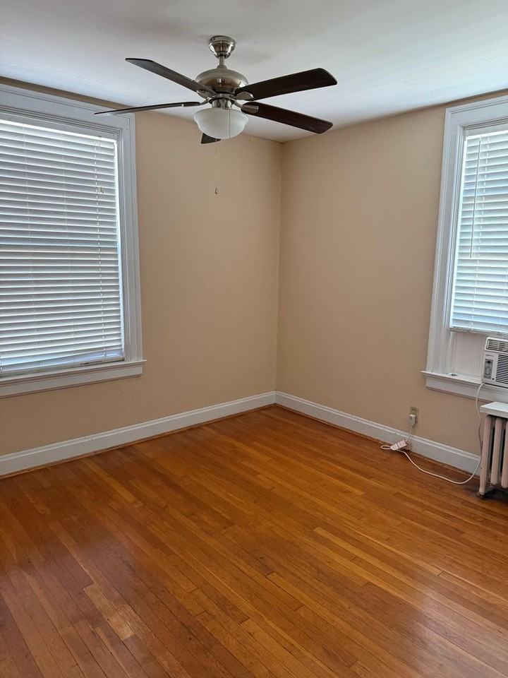 Madison Court Apartments - Photo 3 of 23