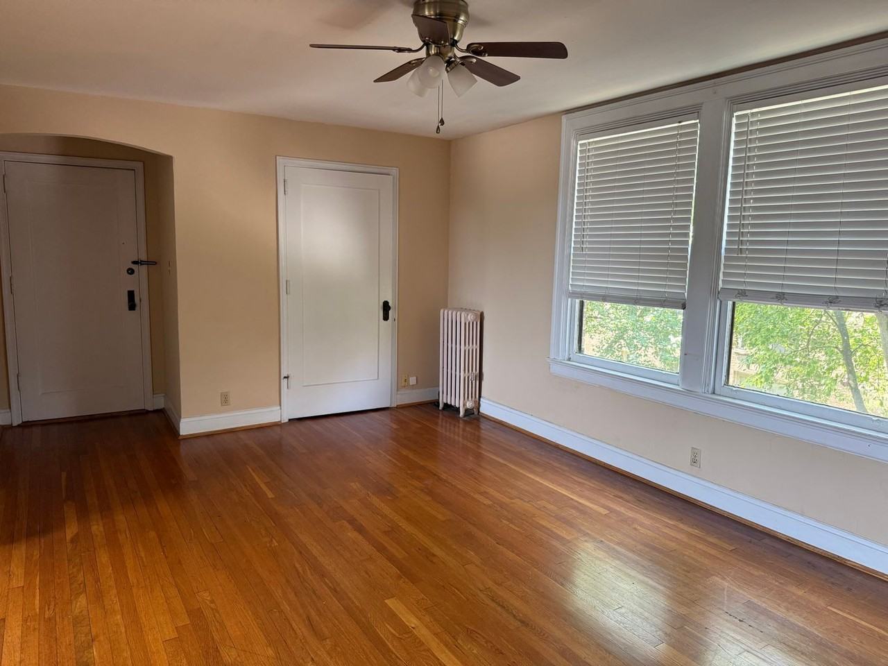 Madison Court Apartments - Photo 6 of 23