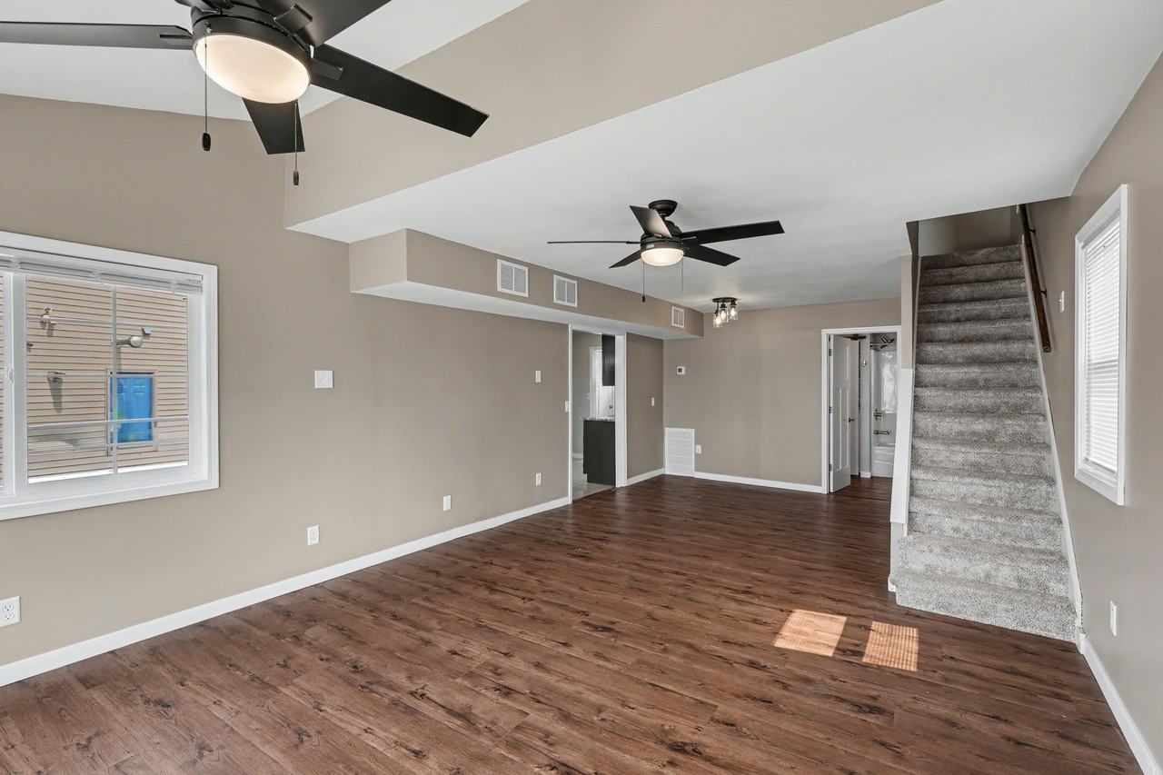 251 Edgewood Dr #1 - Photo 7 of 27