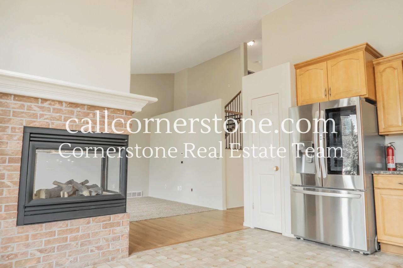 4640 Kashmire Dr #1 - Photo 2 of 29