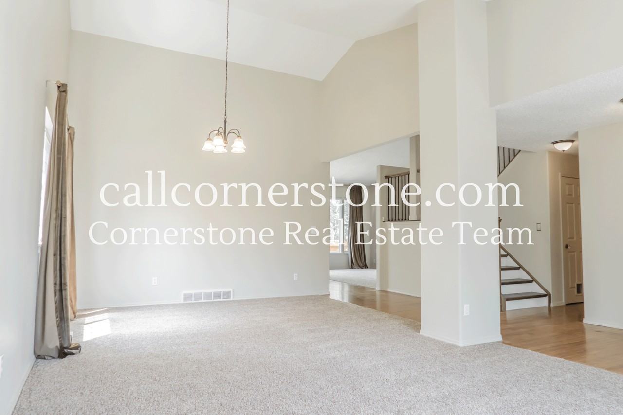 4640 Kashmire Dr #1 - Photo 7 of 29