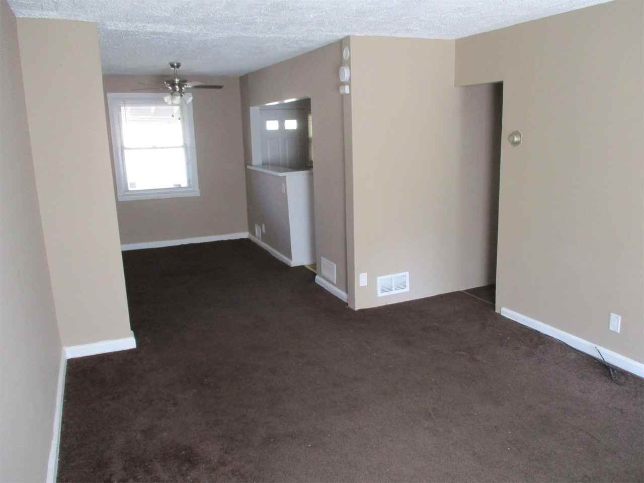 4404 Mountview Rd #1 - Photo 3 of 11